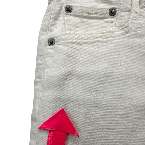 NWD GAP Slim Shorts Mid Rise Stretch White Distressed Denim Jean Shorts 26 - Picture 3 of 11
